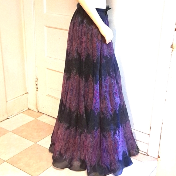 Formal Tadashi Shoji Flare Skirt - Picture 2 of 5